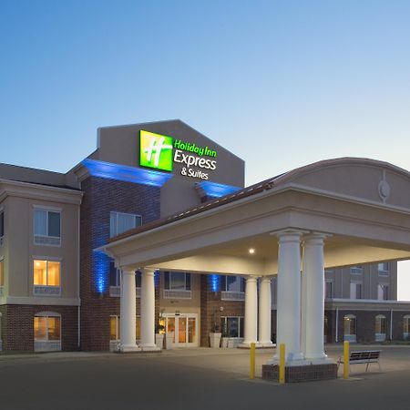 Holiday Inn Express Hotel & Suites Minot South By Ihg Екстер'єр фото