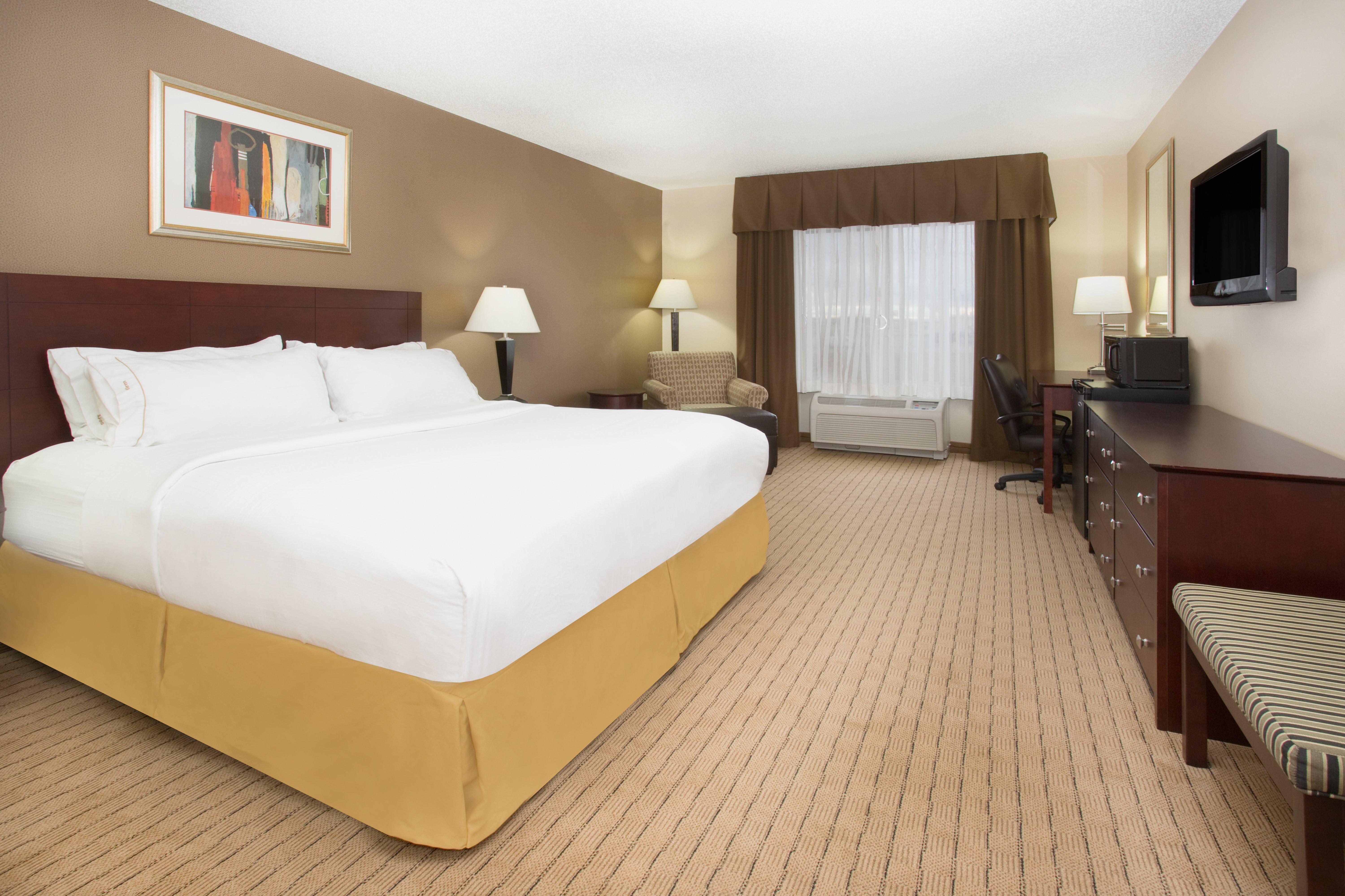 Holiday Inn Express Hotel & Suites Minot South By Ihg Екстер'єр фото