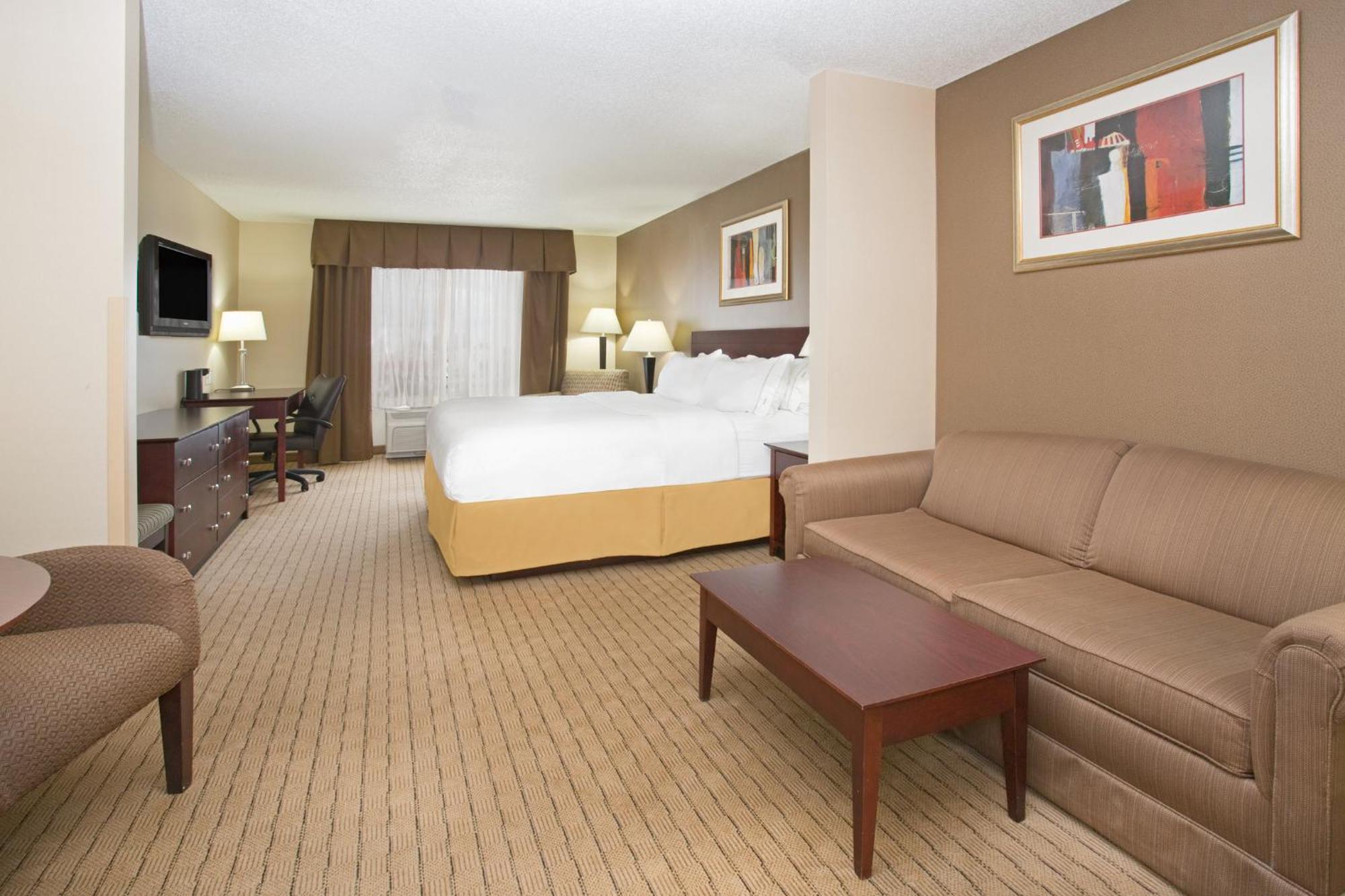 Holiday Inn Express Hotel & Suites Minot South By Ihg Екстер'єр фото